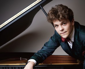 Szymon Nehring Piano Recital