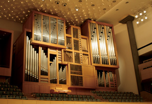 Pipe Organ