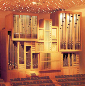 Pipe organ