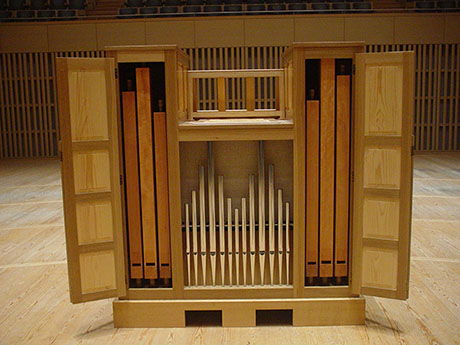 Pipe organ